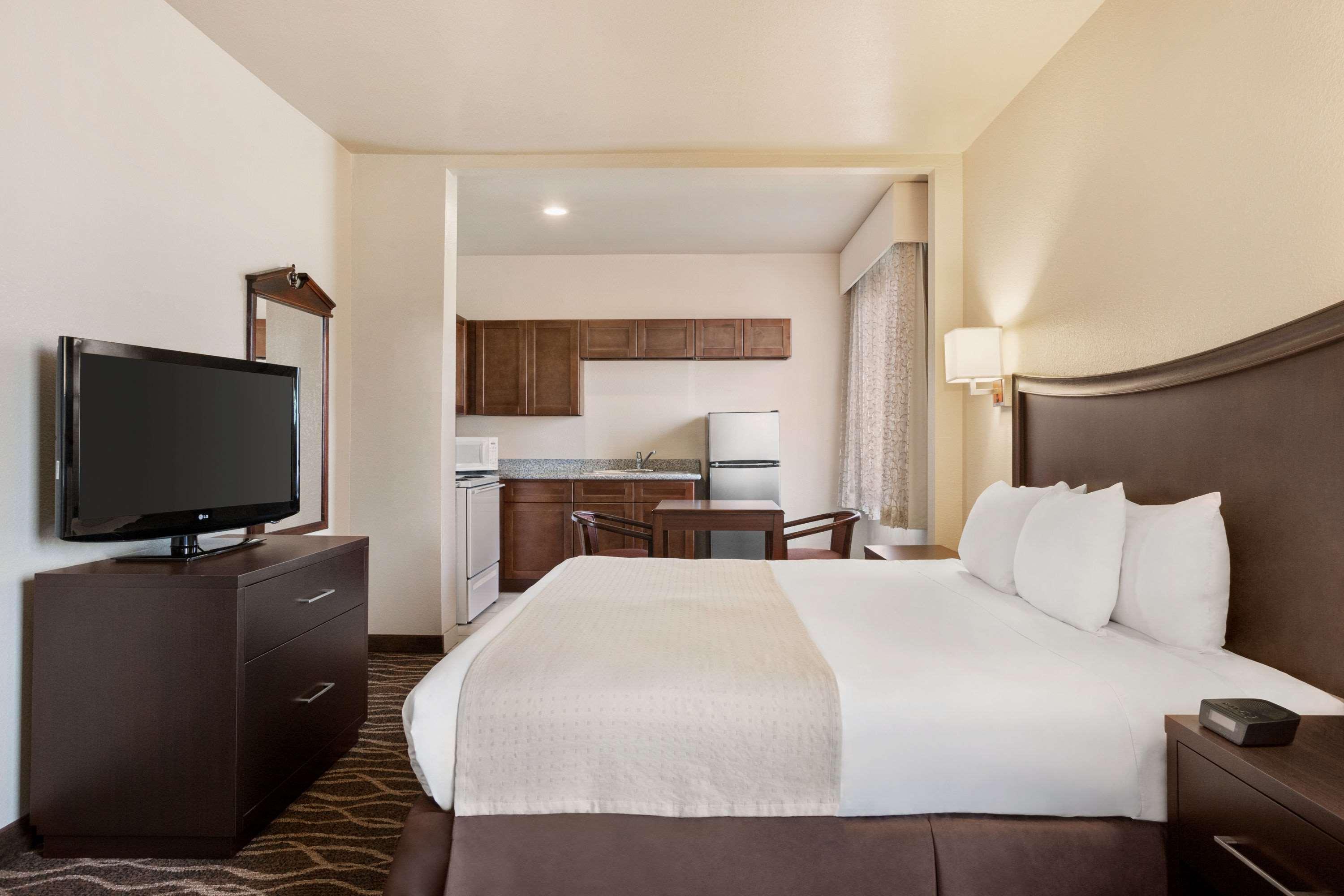 Baymont By Wyndham Clute Lake Jackson Luaran gambar
